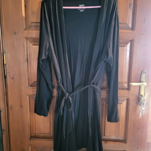 Gilligan & O'Malley XXL robe new, soft and lightweight