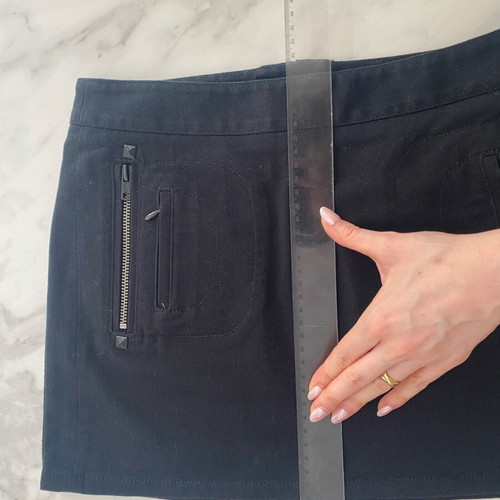 DKNY black denim mini skirt like new, size S