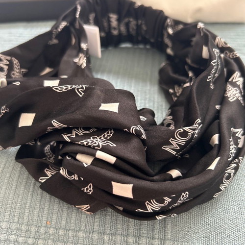 MCM hairband new, black with white