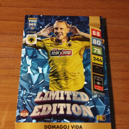 Panini limited edition Vida (small) like new