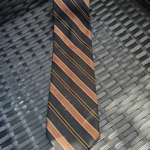 Hermes tie like new, 100% silk