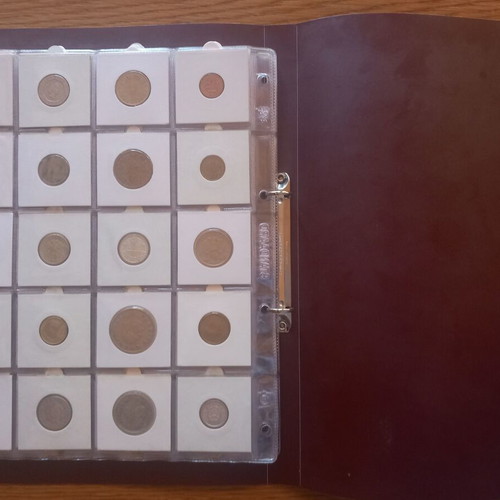 World coin lot used, 100 different coins in soft album