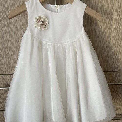 Set of 2 dresses for 18-month girl like new (Lapin House, Delfino)