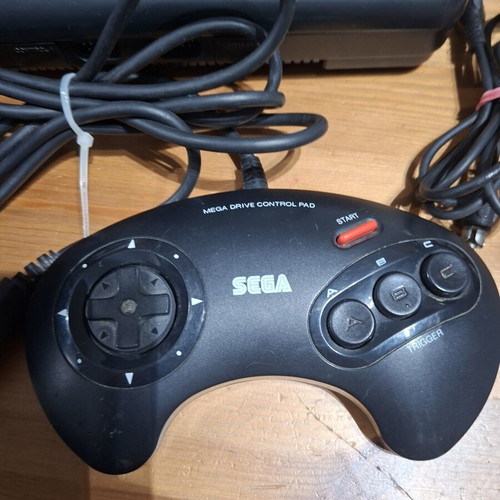 Sega Master System II like new complete package with original controller