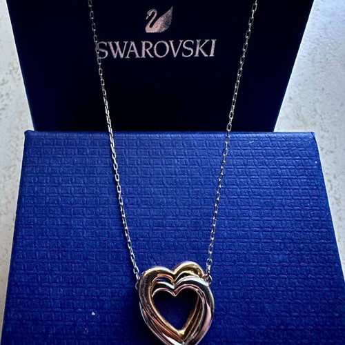 Swarovski heart necklace s925 like new, silver with rhinestones
