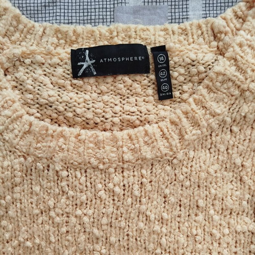 Atmosphere knitted sweater used, size L, beige pink with pockets