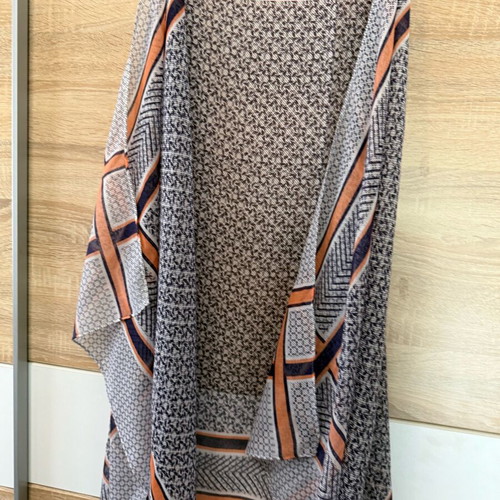 Scarf like new multicolored