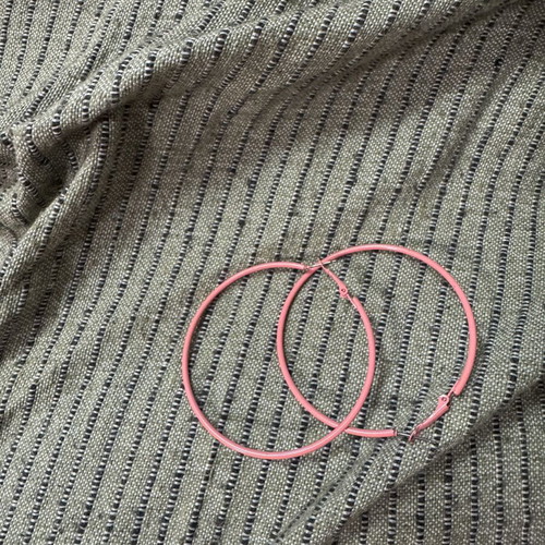 Hoop earrings like new, pink color