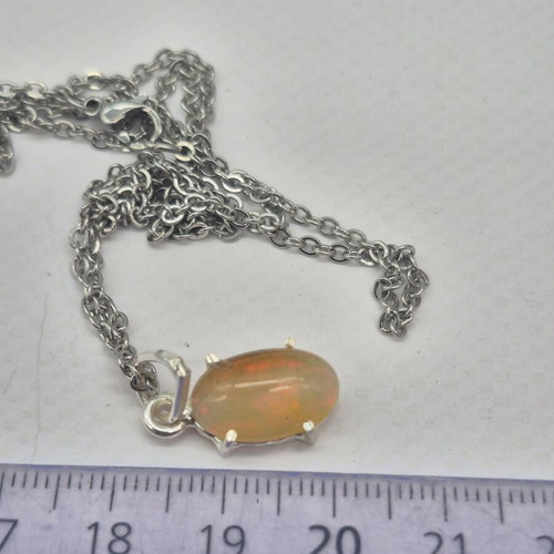 Ethiopian Opal Silver 925 Necklace new, 7 carat gemstone