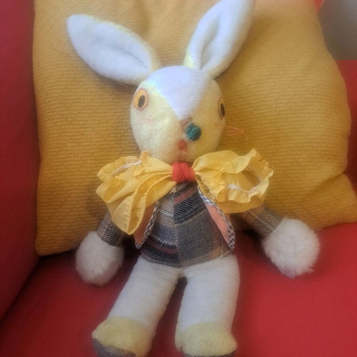 El Greco vintage collectible stuffed bunny used