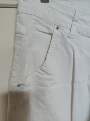 Women's white jeans size M like new