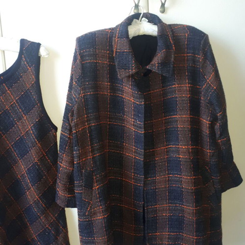 Badila coat with checked dress size medium like new, multicolor