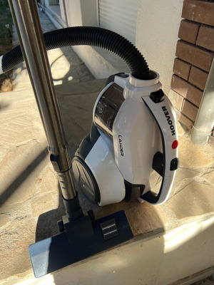 Hoover Lander σκούπα με κάδο 700 W