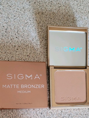 Sigma Matte Bronzer Medium like new
