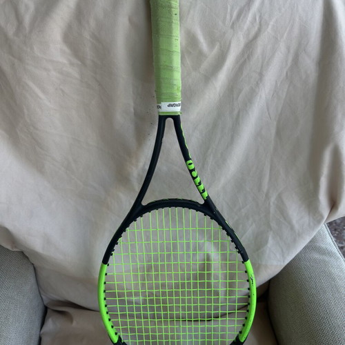 Wilson Blade 100 and Wilson Clash 120 tennis rackets used