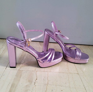 Never worn Mairiboo strappy sandal heels 41