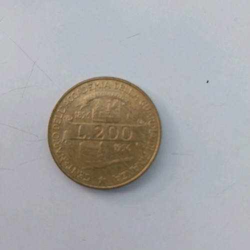 200 Lireta coin like new