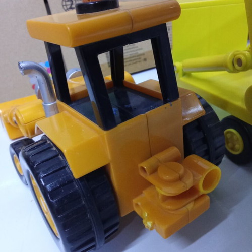 Bob the Builder vintage toy set used with wear