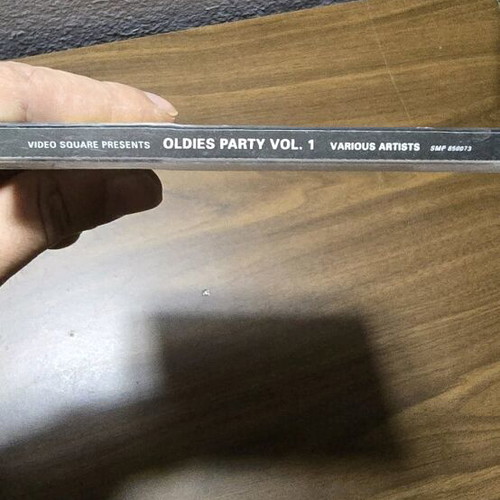 Oldies Party Volume 1 2 CD like new