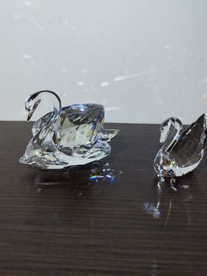 Swarovski swans like new