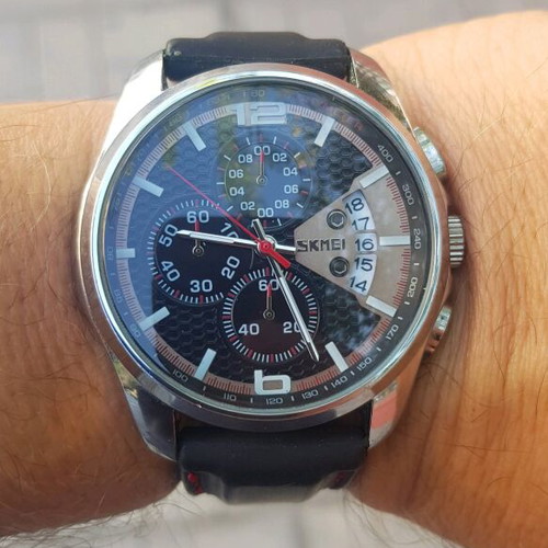 Skmei watch like new
