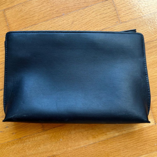 Nine West black clutch bag like new with pouch