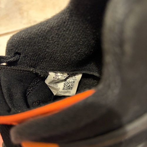 Air Jordan Spizike Low kids shoes like new, black and orange