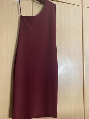Bordeaux dress tied at neck new, size M