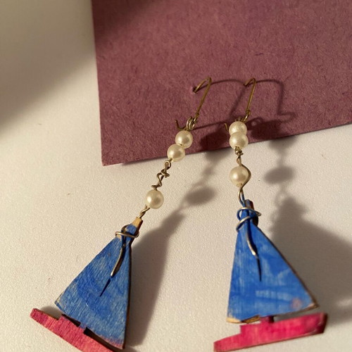 Wooden painted sailboat earrings with pearls summer style