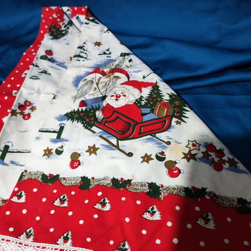 Christmas tablecloth and napkins used with lace trim