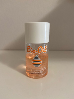 Bio-Oil Purcellin λάδι μεταχειρισμένο κατά των ραγάδων