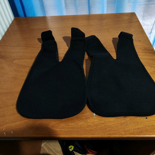 Elbow Supports like new, very comfortable for gym use