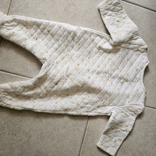 Obaibi baby girl romper 6 months like new