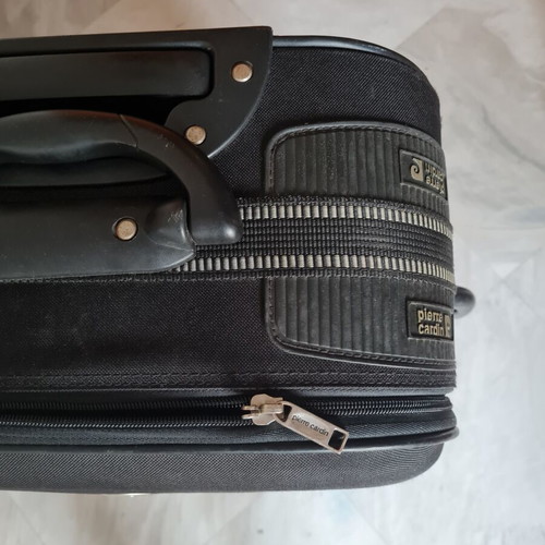 Pierre Cardin medium suitcase 24×43×66 cm with 2 wheels, black
