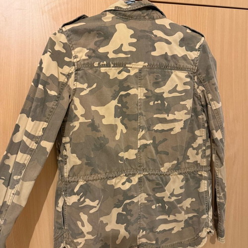 Bershka military jacket size S like new with special details