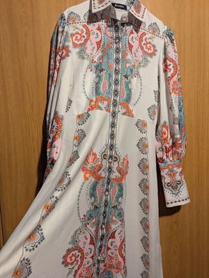 Serendipity dress like new, one size fits small medium, multicolor
