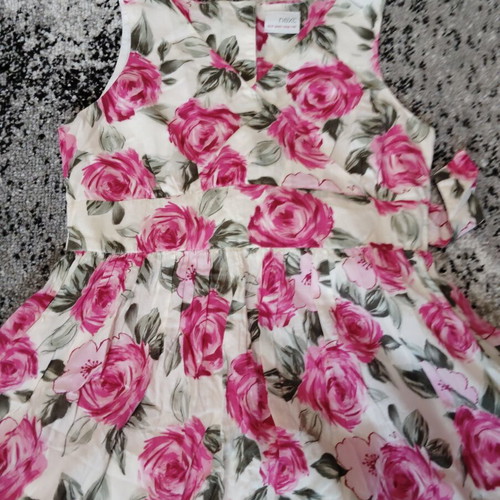 Next dress with pink roses like new, size 140 cm