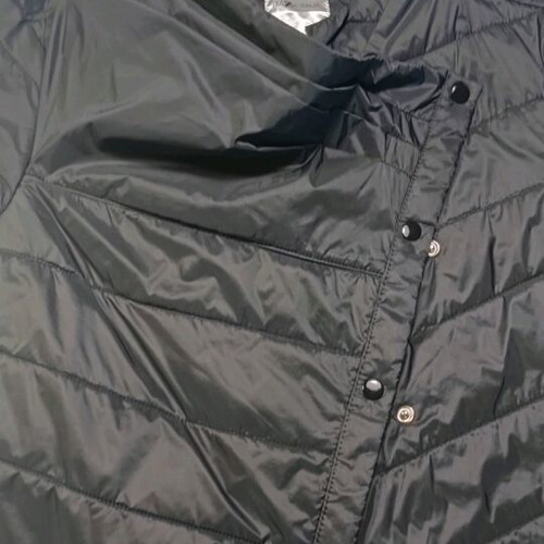 Piazza Italia lightweight short spring jacket like new, black