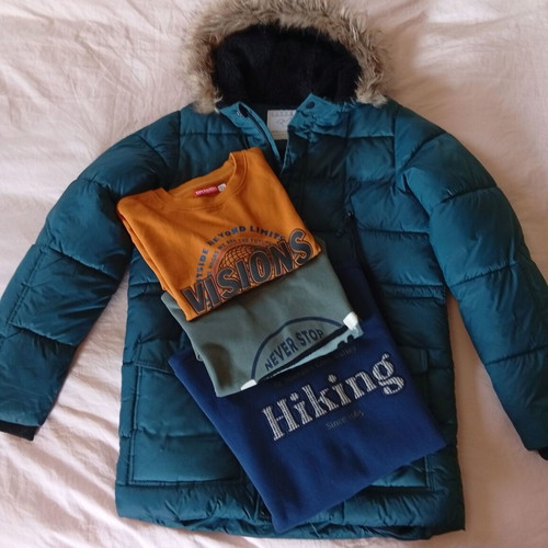 Boys' winter clothes set 13-14 years like new with Tu jacket and 3 sweatshirts