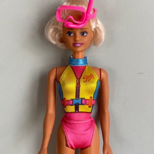 Hasbro Sindy Swimming Scuba Diver doll 1993 used