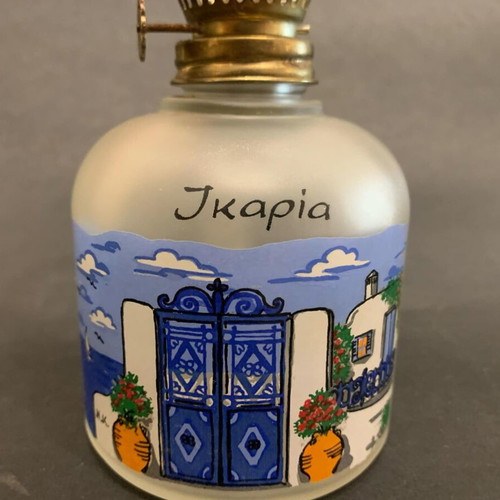 Ikaria glass souvenir lamp like new