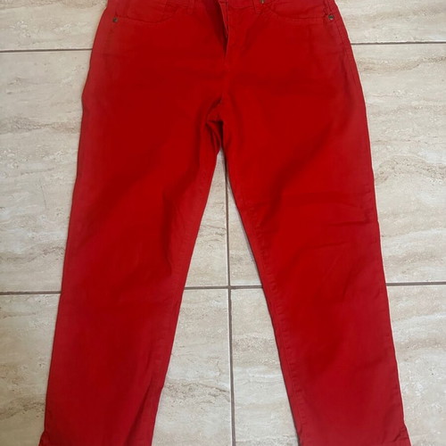 Sarah Lawrence red women's straight-leg pants