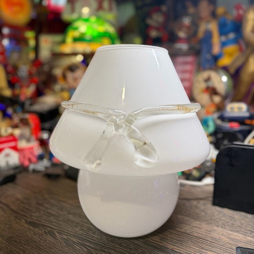 Murano mushroom lamp used in good condition