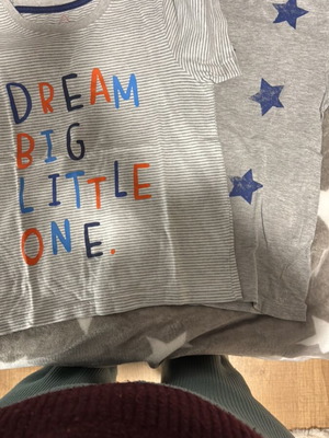 Set of 2 used boys' t-shirts size 110 cm, 6 years