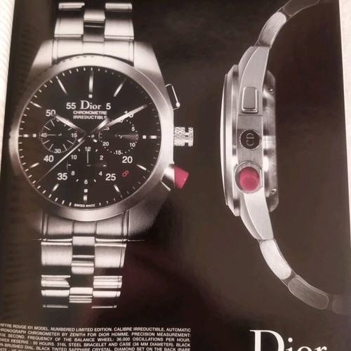 Esquire Times magazine December 2004 like new with Esquire Hotels Guide gift