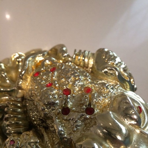 Golden Money Toad new 12 cm on pile of coins
