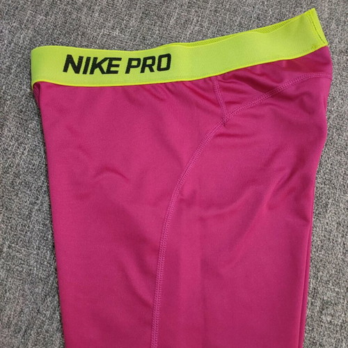 Nike 3/4 sports leggings like new, dri-fit, purple and yellow