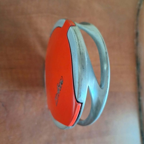 Marlboro vintage metal ashtray with lid used