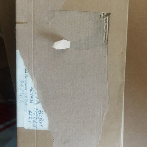 Apple MacBook battery A1494 A1618 A1281 A1577 new with damaged packaging