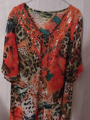 Boho style shirt Italian origin size M like new